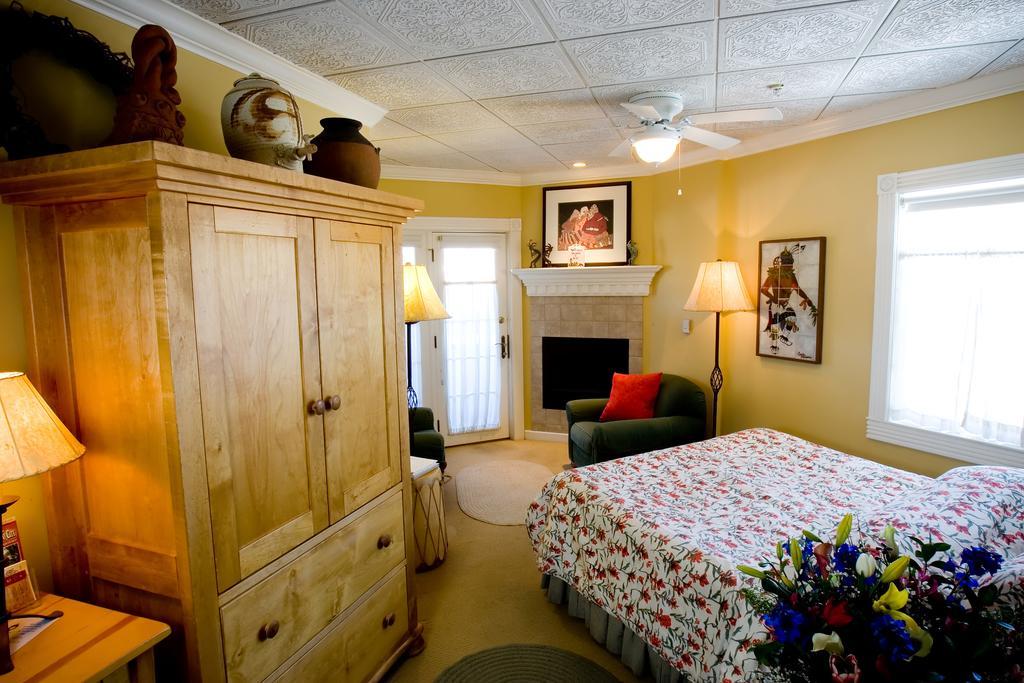 Old Town Guesthouse B & B Colorado Springs Rom bilde